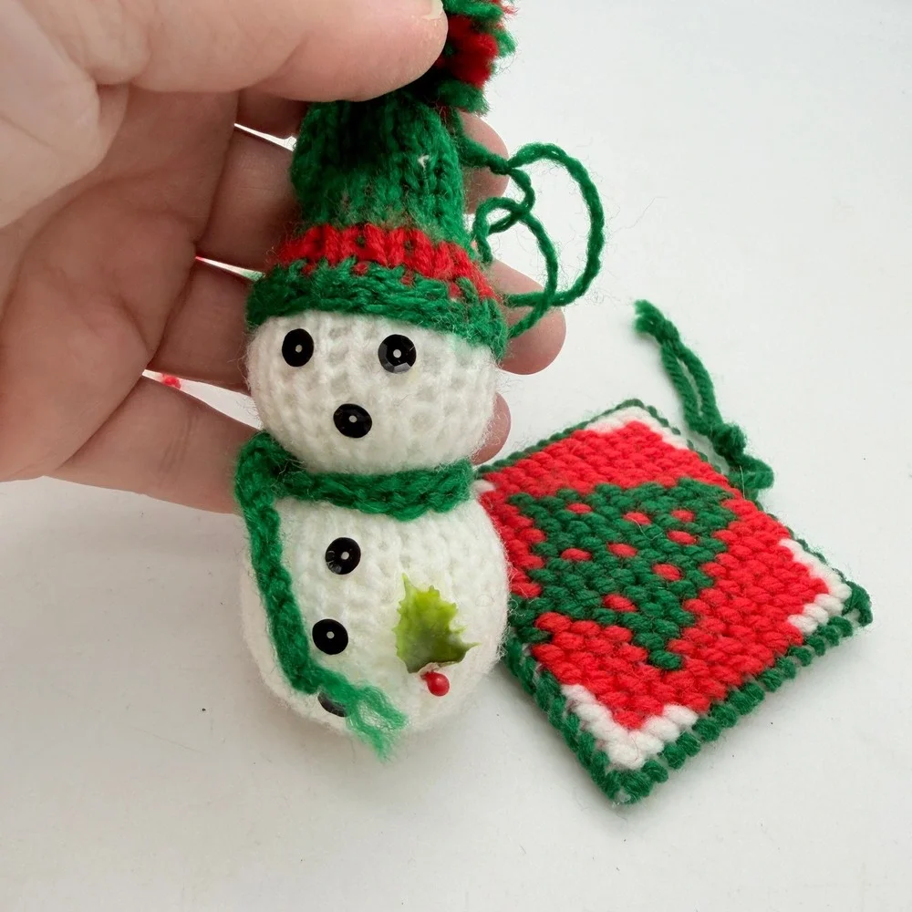 VTG Handmade Christmas Needdepoint Ornaments Set 4 Plastic Canvas Snowman